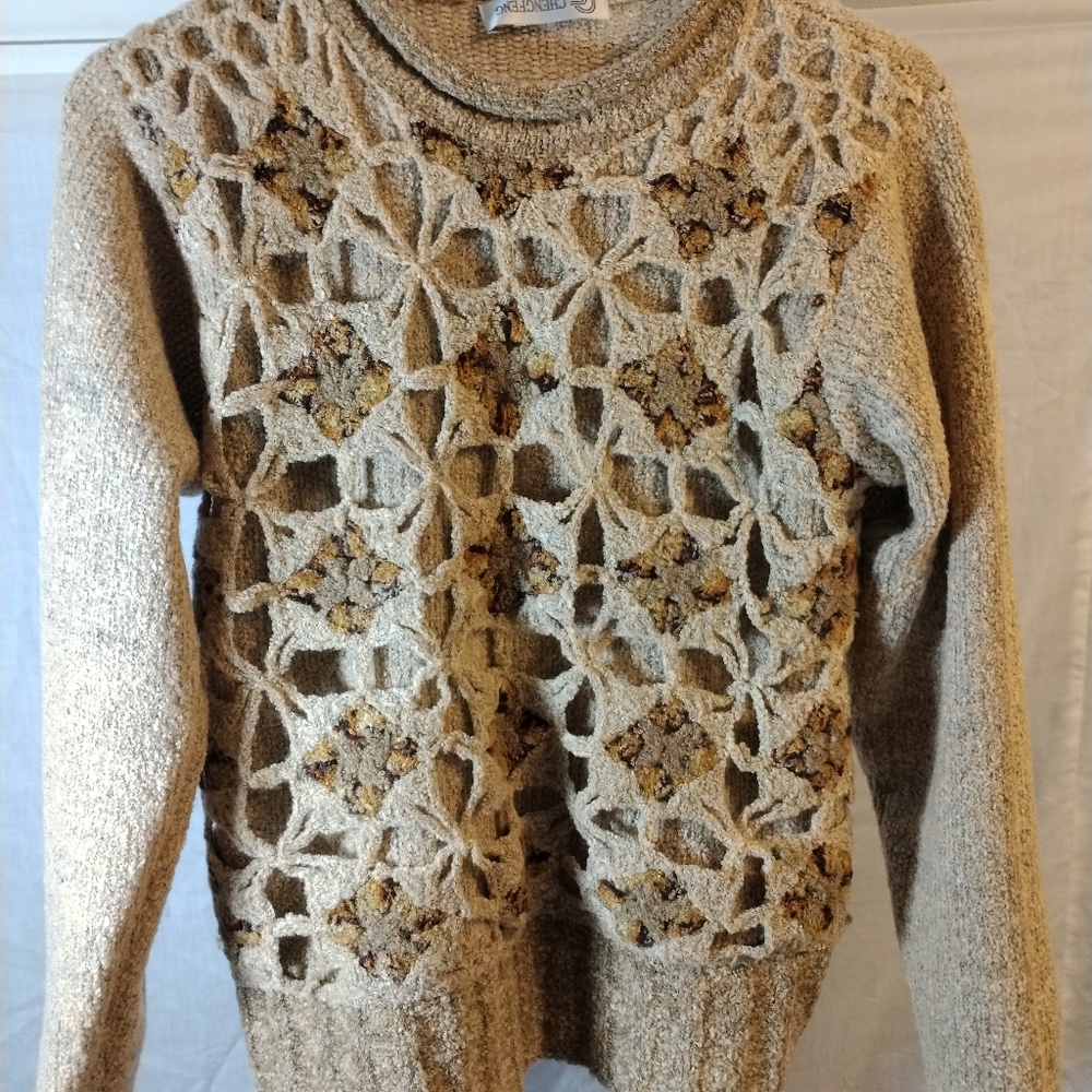 Cheng Feng Neutral Colors Sweater Size Medium